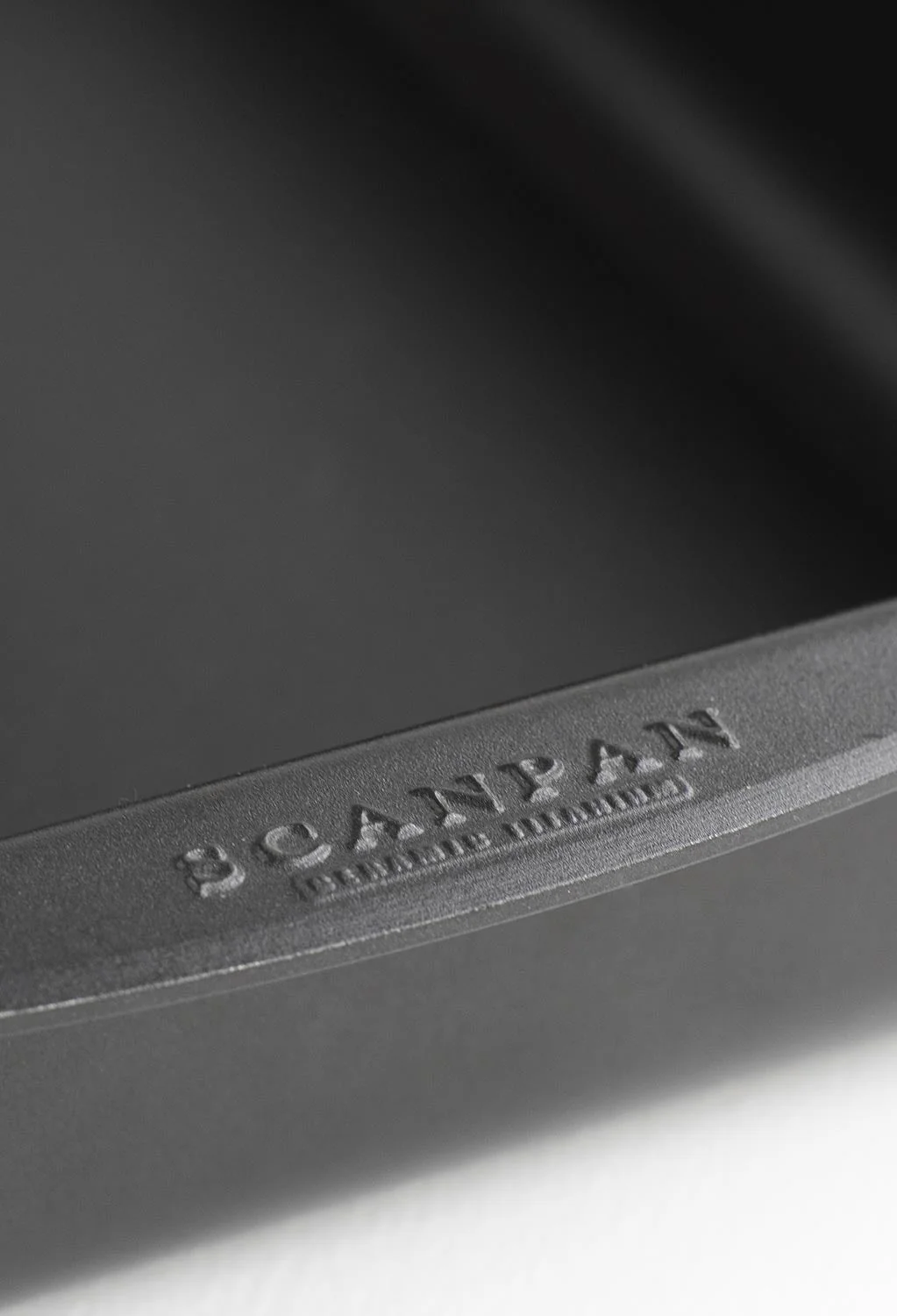 Scanpan Classic Non-Stick Roasting Pan - Image 3